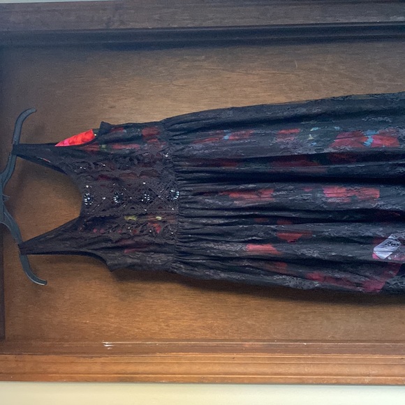 Anthropologie Black Lace Midi Dress with Floral Lining NWT - Picture 2 of 5